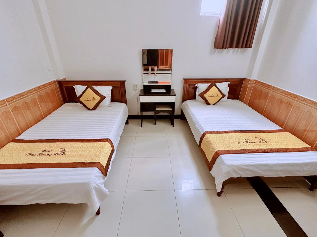 Tỉnh Kontum Truc Hoang Ha Hotel מראה חיצוני תמונה